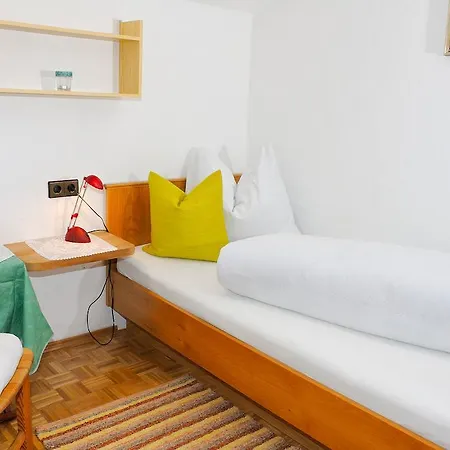 Haus Steinroeschen *