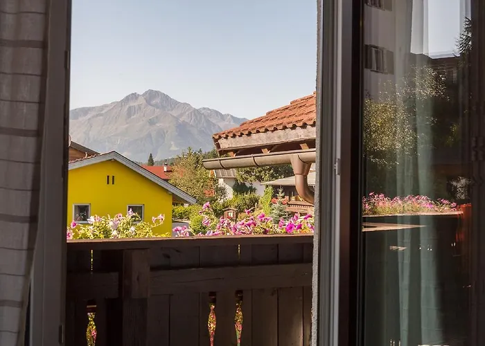 Apartament Haus Steinroeschen Seefeld w Tirolu